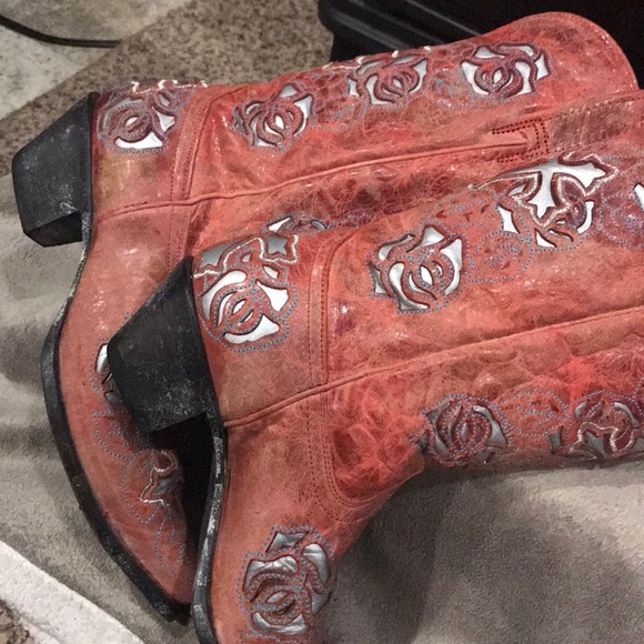 Corral Boots Ant Saddle-Red Rose and Cross R2460 - Picture 7 of 9